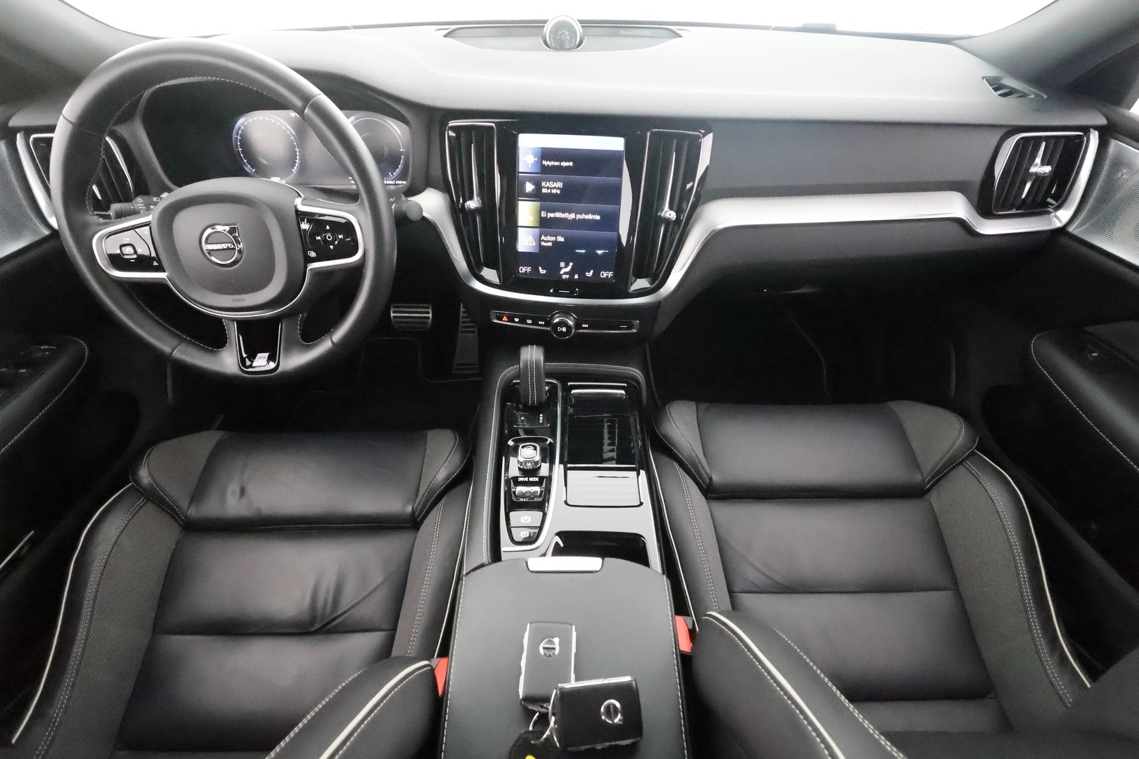 VOLVO S60 2019