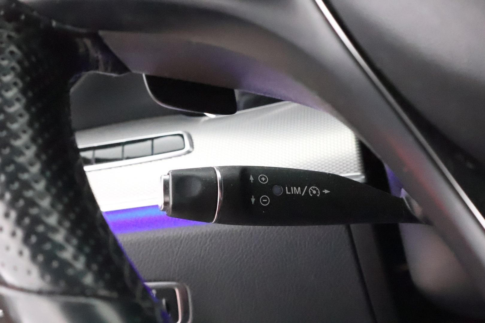 MERCEDES-BENZ E 2017