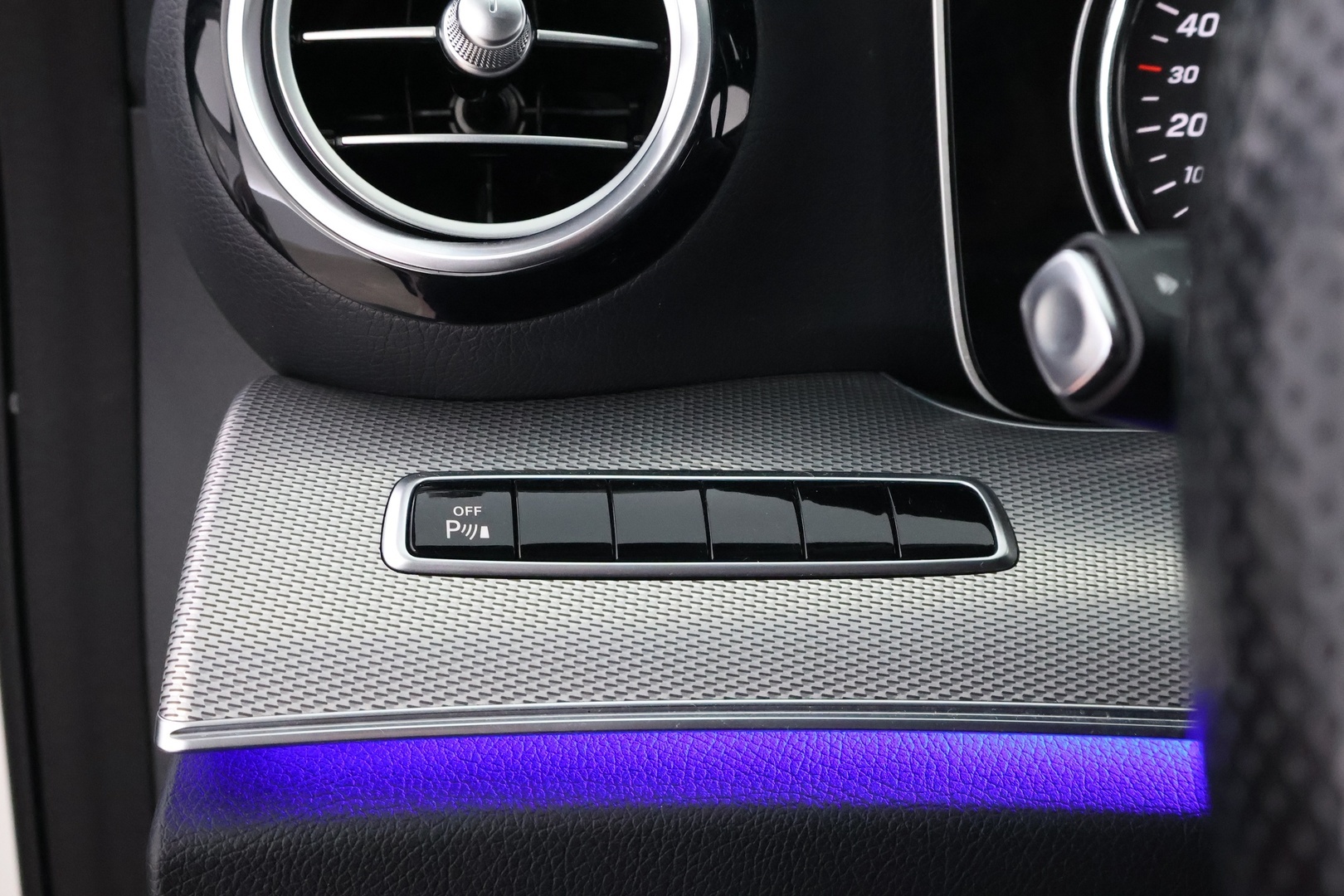 MERCEDES-BENZ E 2017