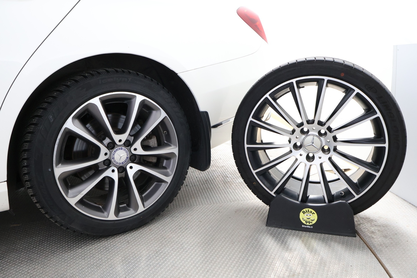 MERCEDES-BENZ E 2017