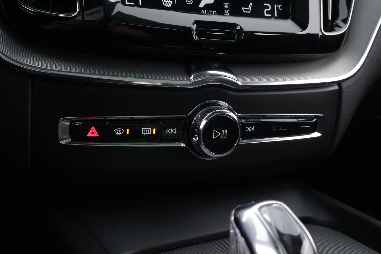 VOLVO XC60 2018