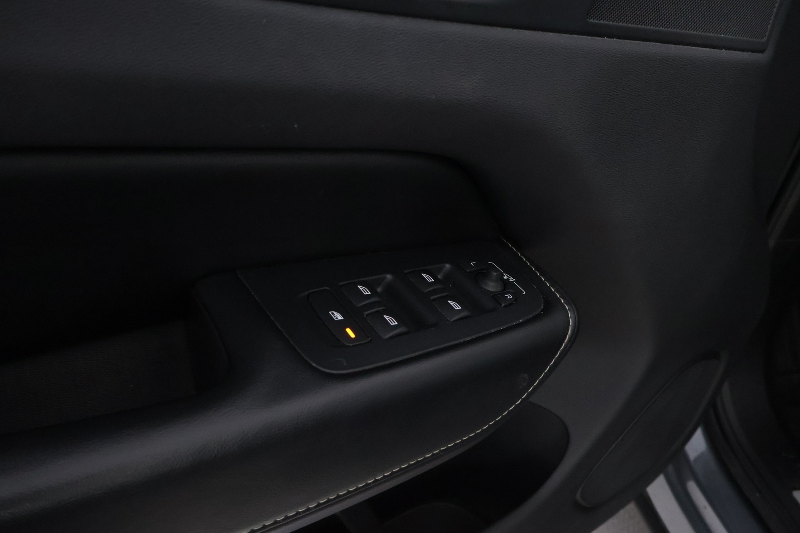 VOLVO XC60 2018