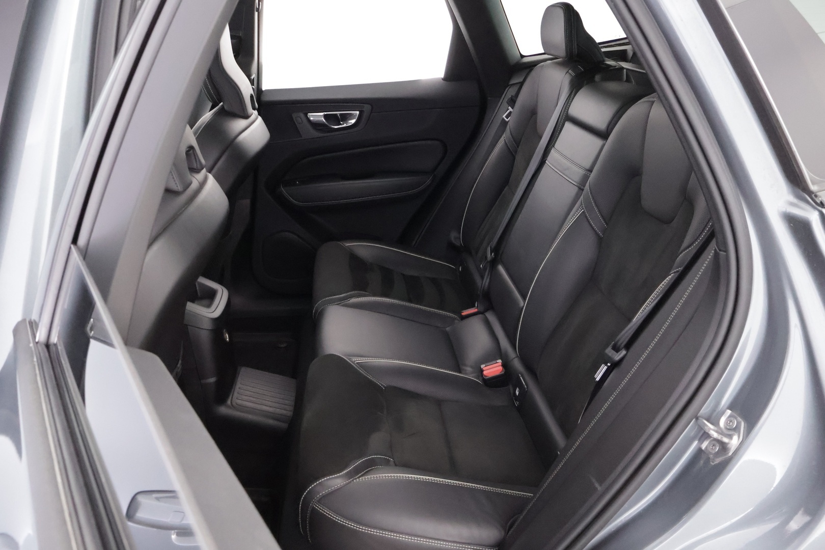 VOLVO XC60 2018