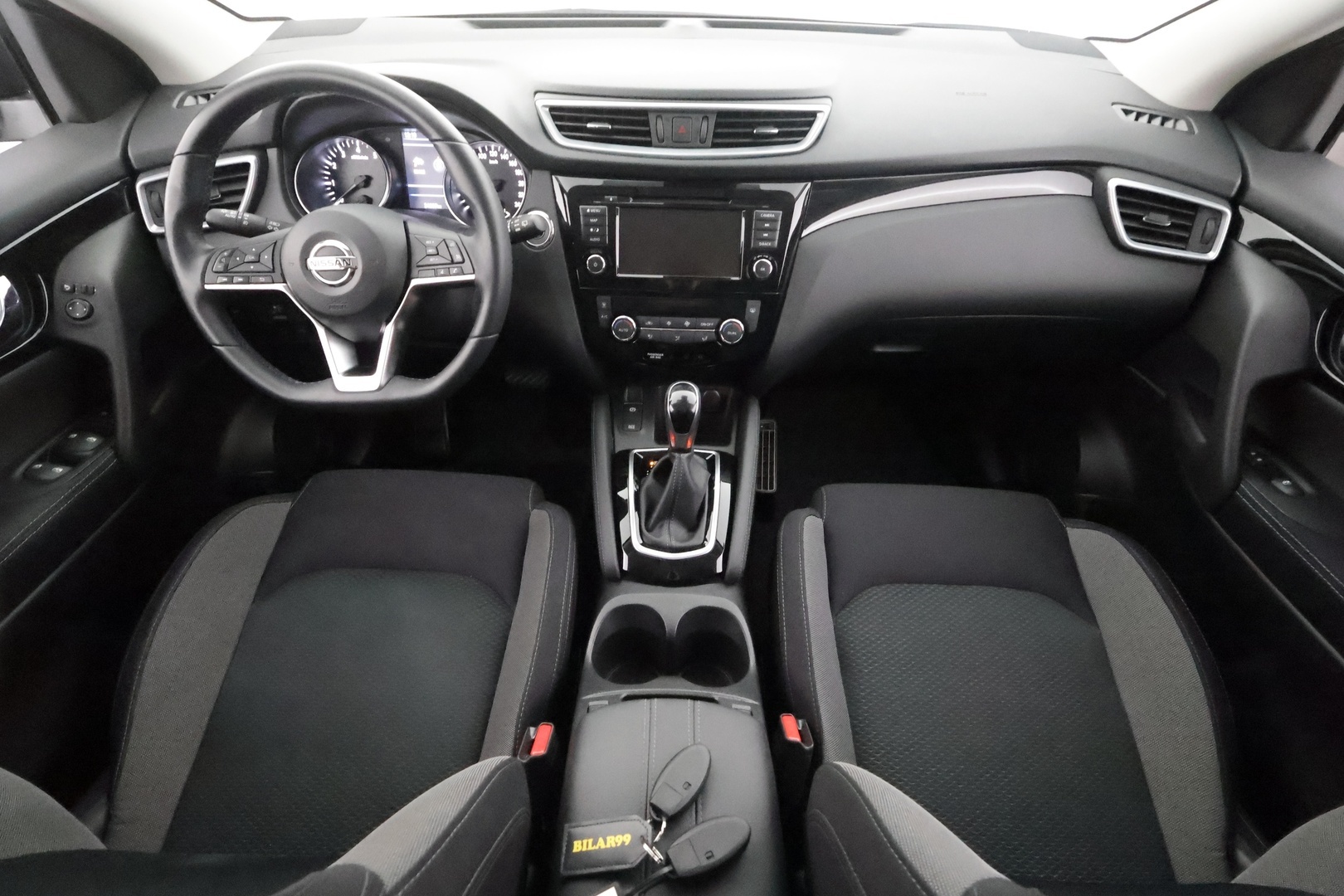 NISSAN Qashqai 2021