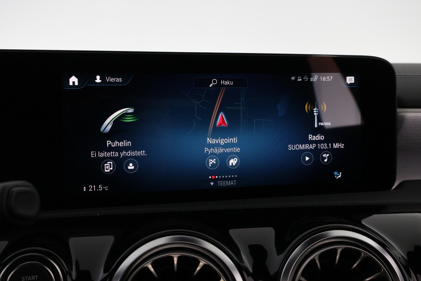 MERCEDES-BENZ A 2021