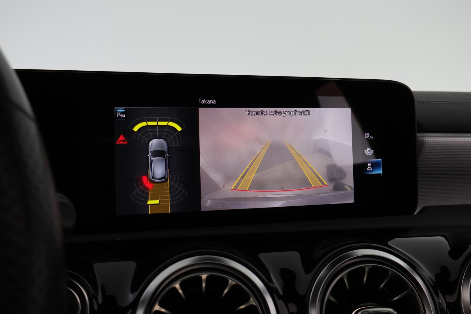 MERCEDES-BENZ A 2021