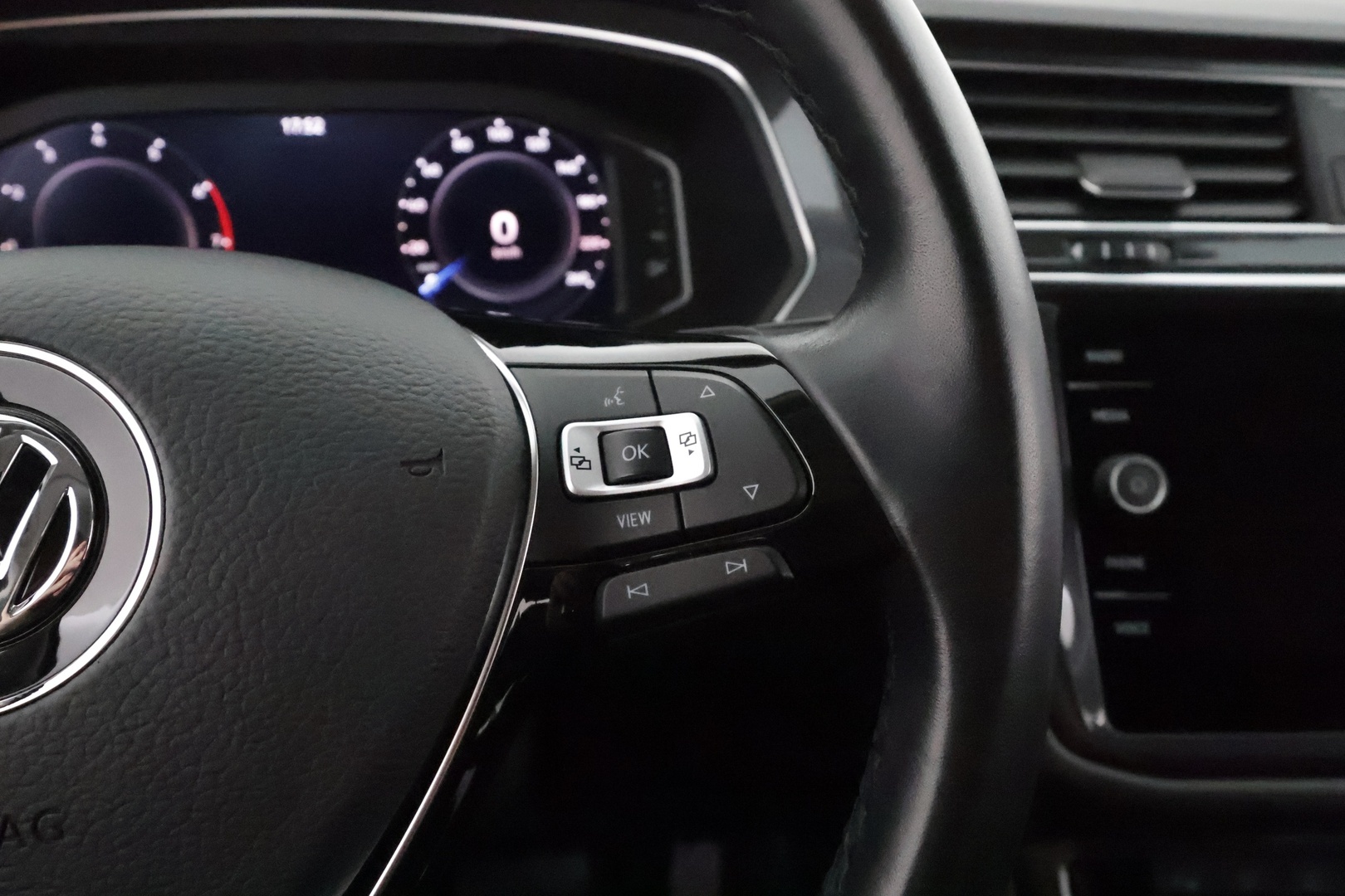 VOLKSWAGEN Tiguan Allspace 2021