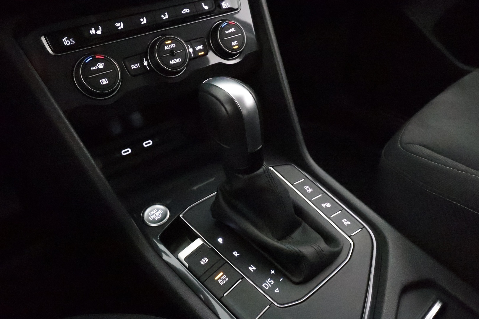 VOLKSWAGEN Tiguan Allspace 2021