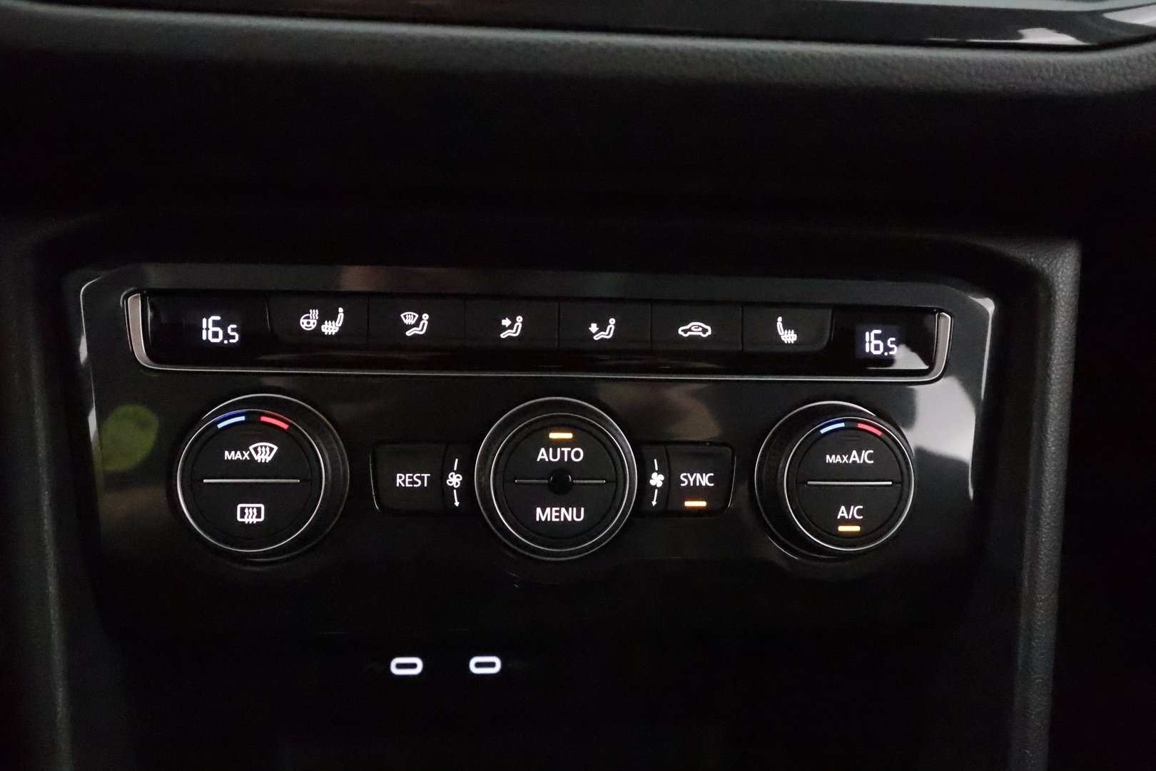 VOLKSWAGEN Tiguan Allspace 2021