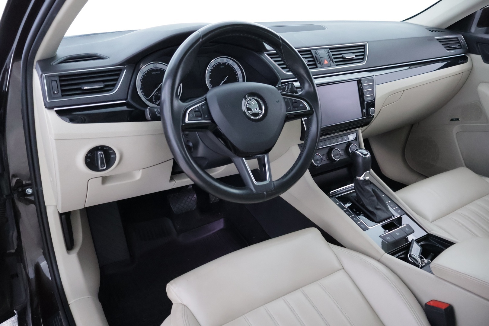 SKODA Superb 2017