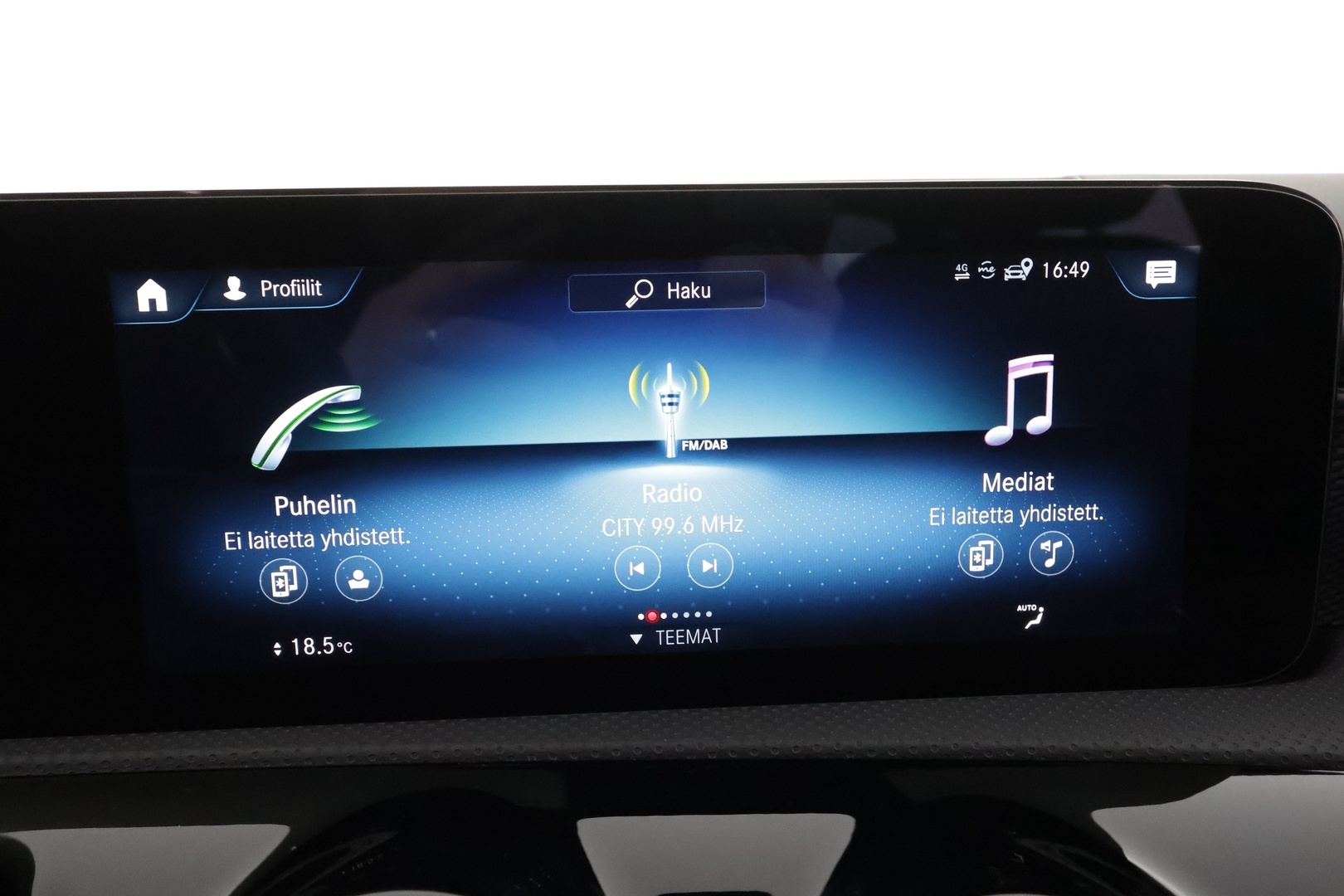 MERCEDES-BENZ A 2022