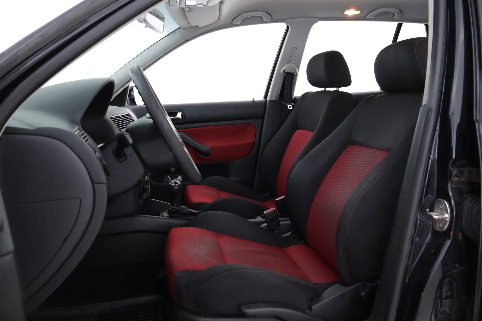 VOLKSWAGEN Golf 2001