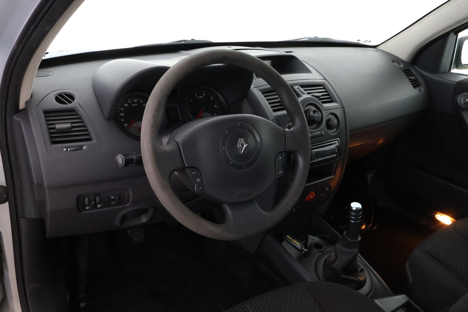 RENAULT Megane 2004
