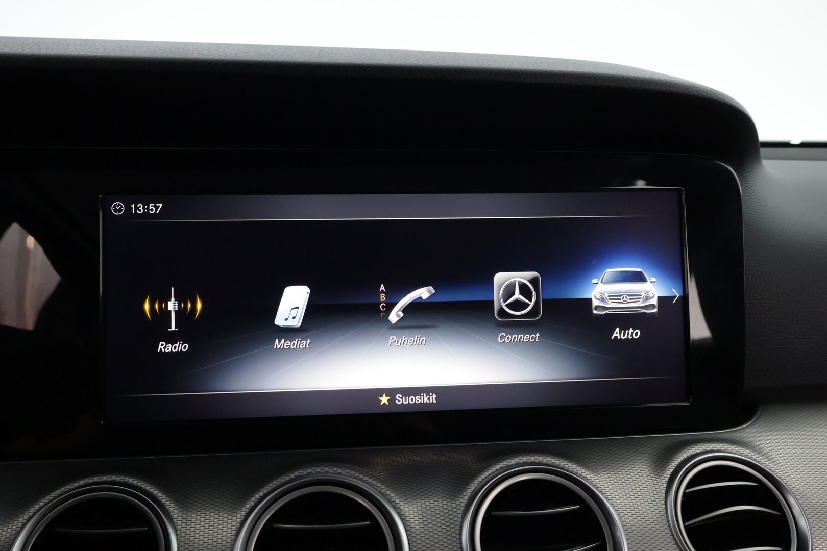 MERCEDES-BENZ E 2018