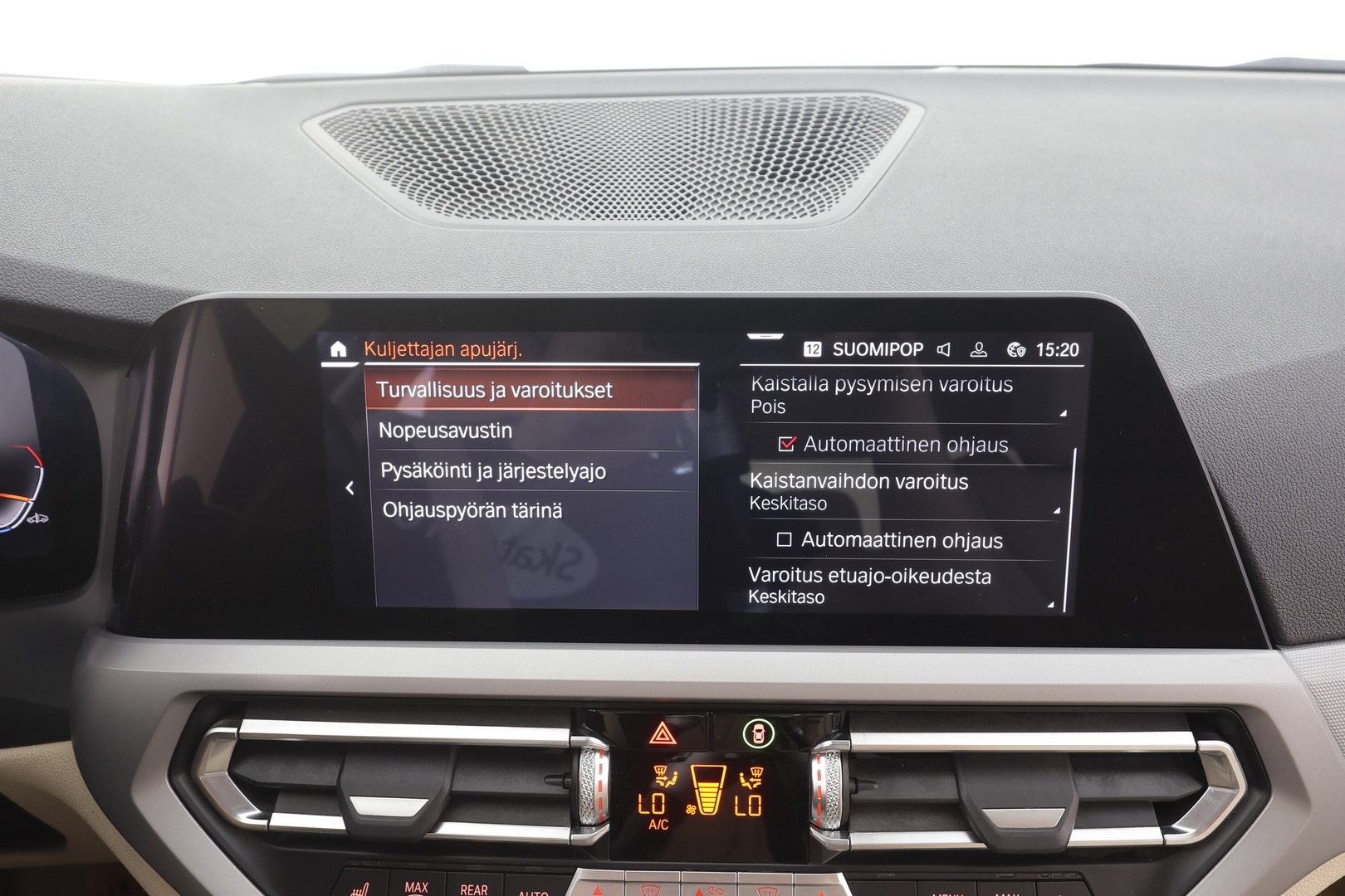 BMW 330 2019