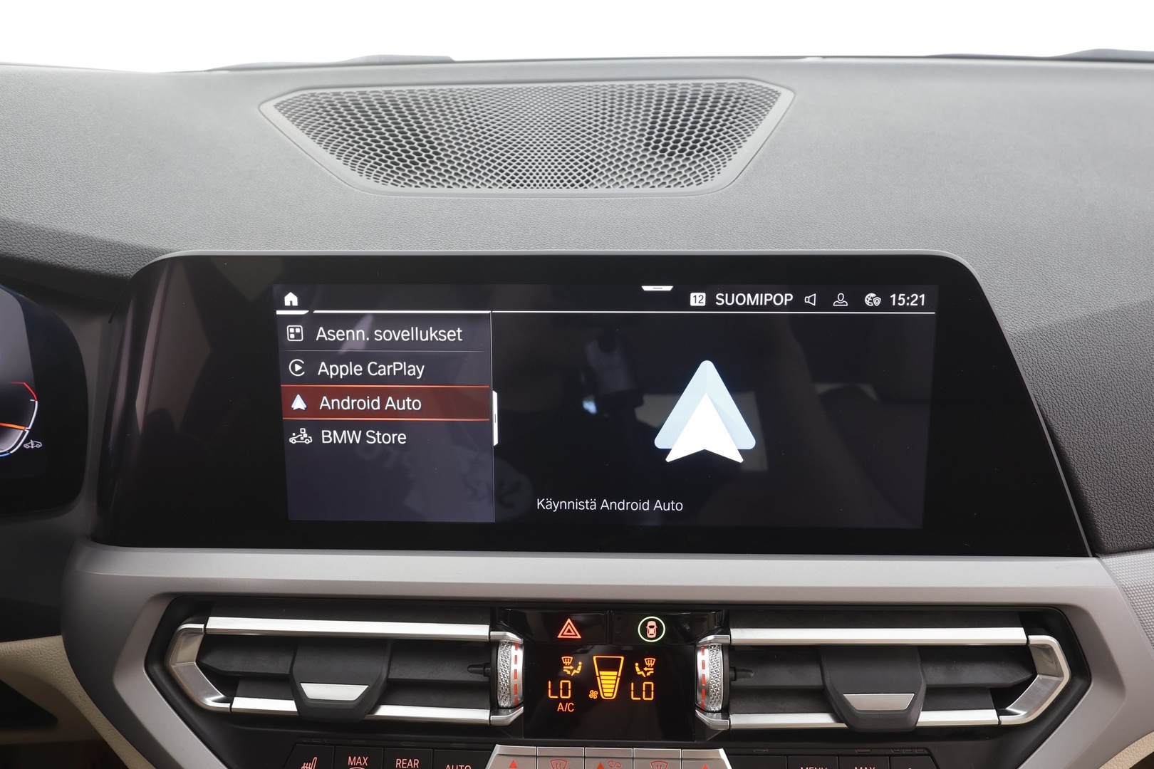 BMW 330 2019
