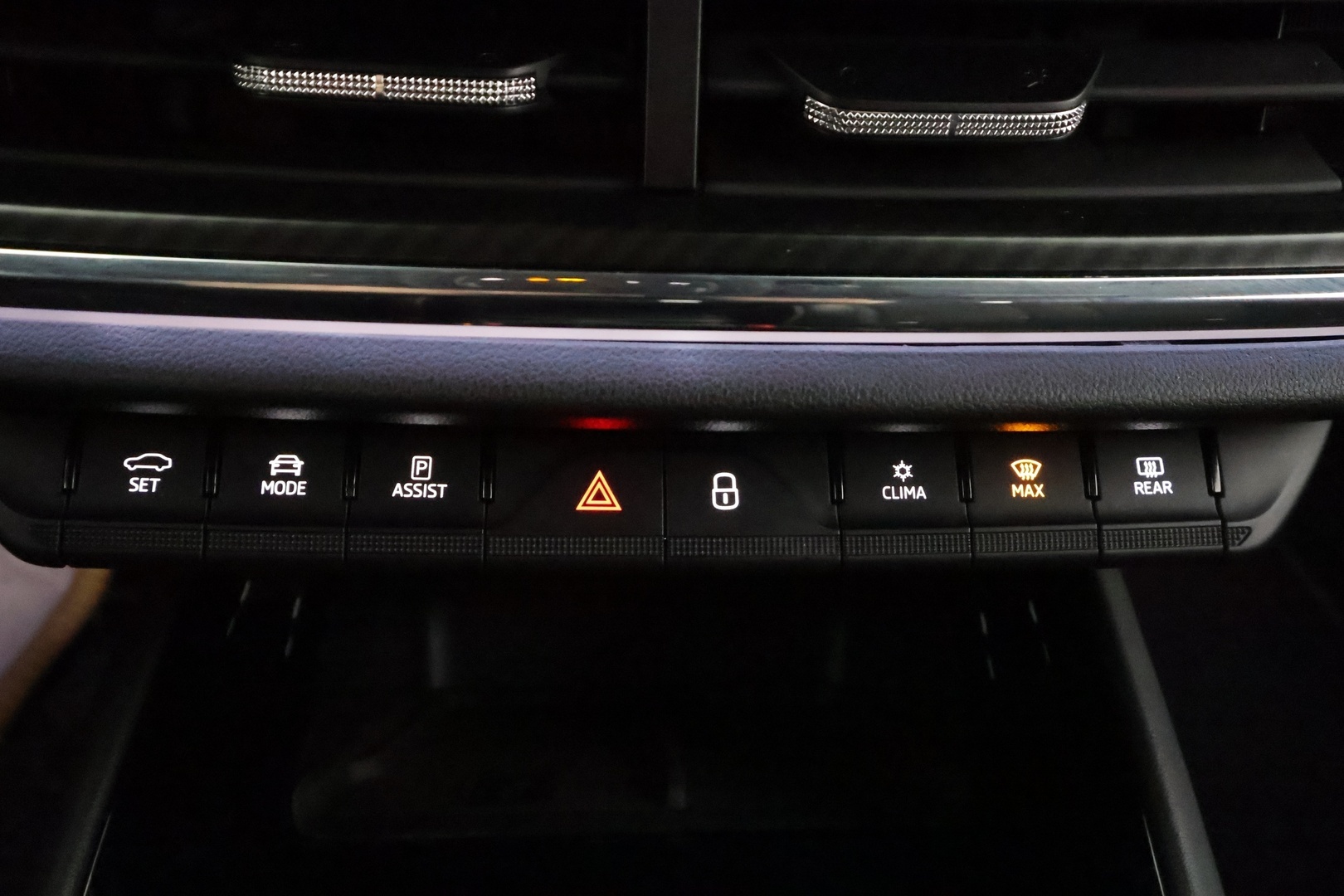 SKODA Enyaq 2022