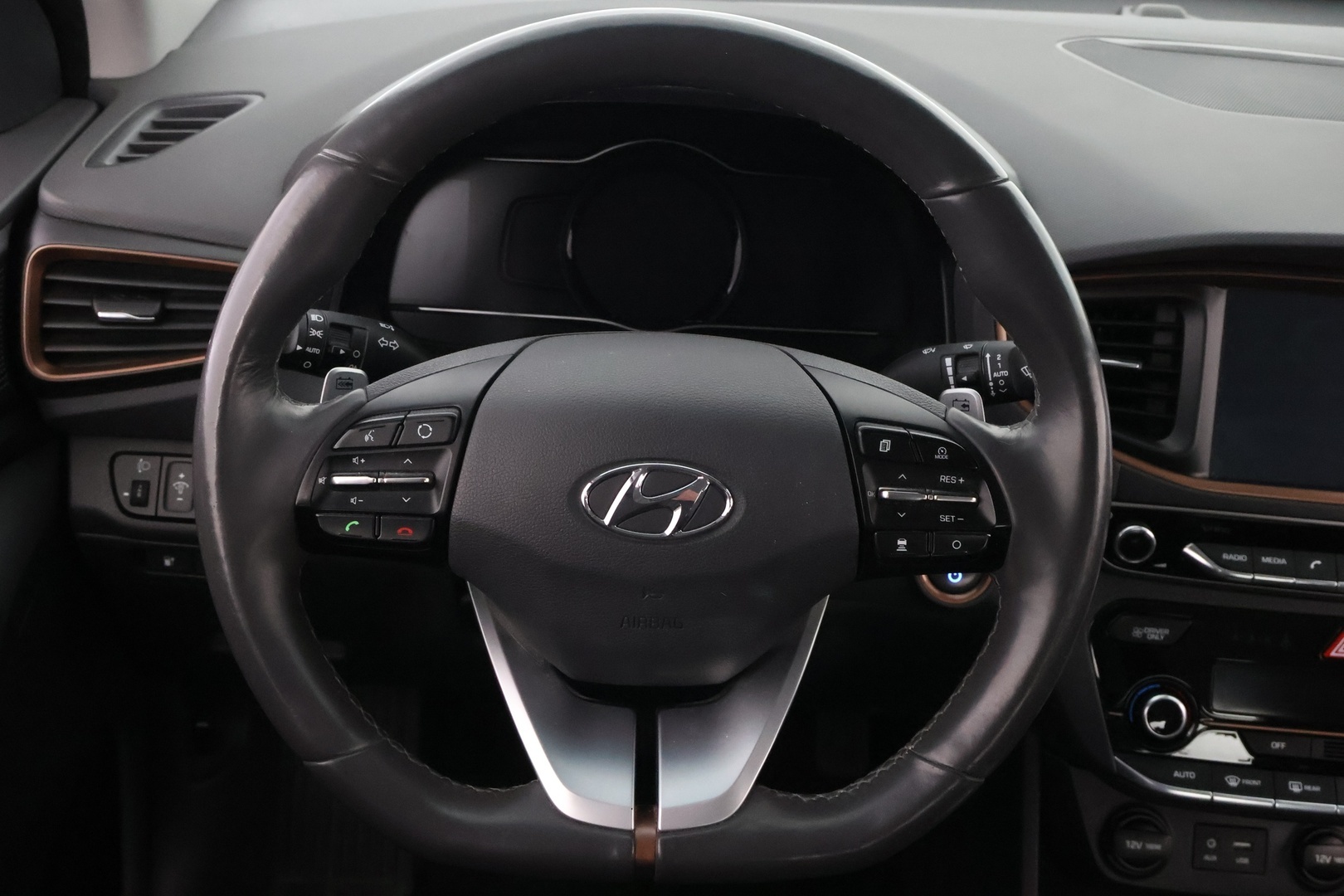 HYUNDAI IONIQ ELECTRIC 2019