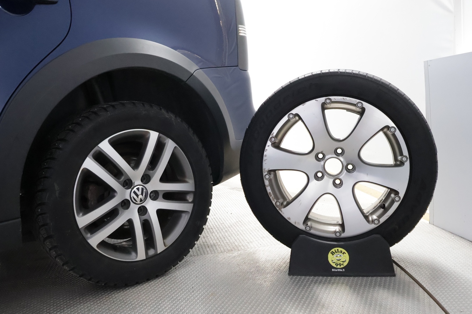 VOLKSWAGEN Touran 2007