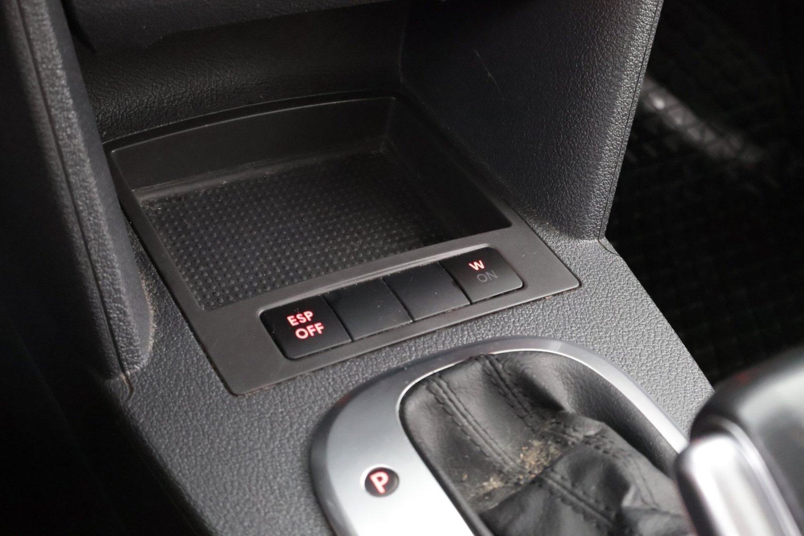 VOLKSWAGEN Touran 2007