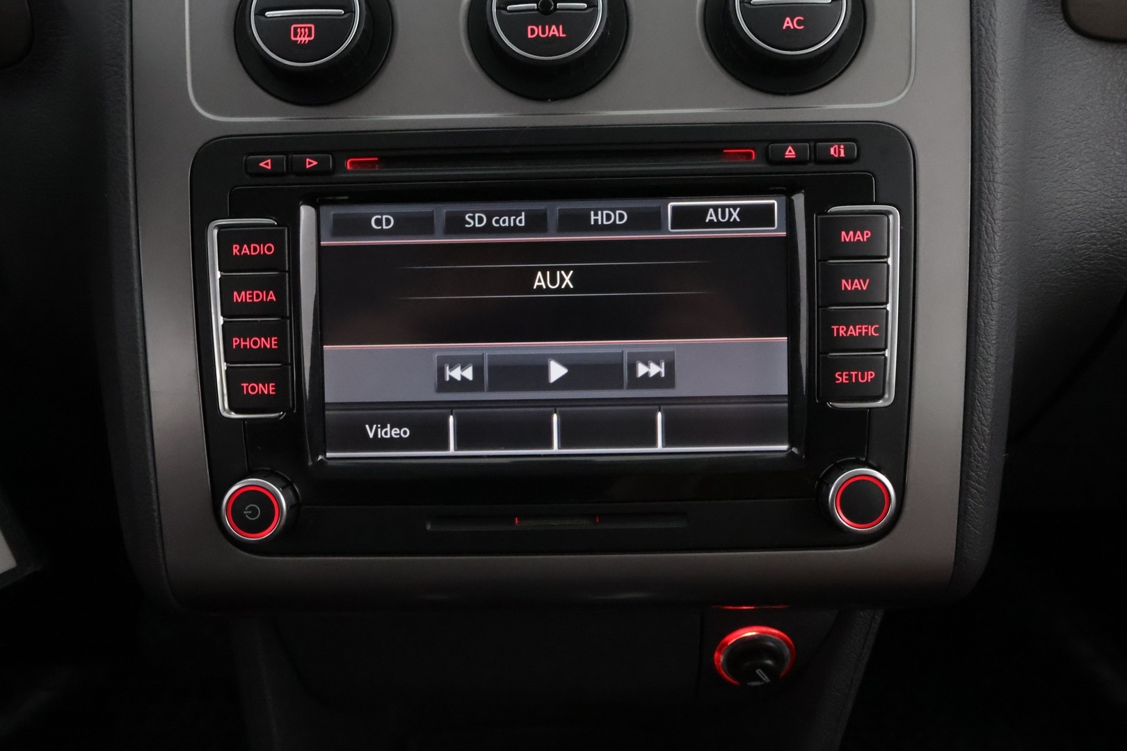 VOLKSWAGEN Touran 2007