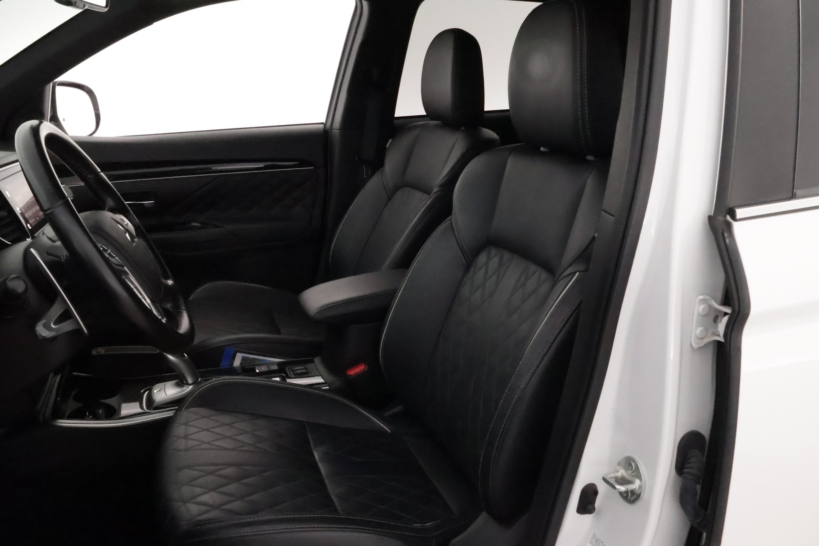 MITSUBISHI Outlander 2019