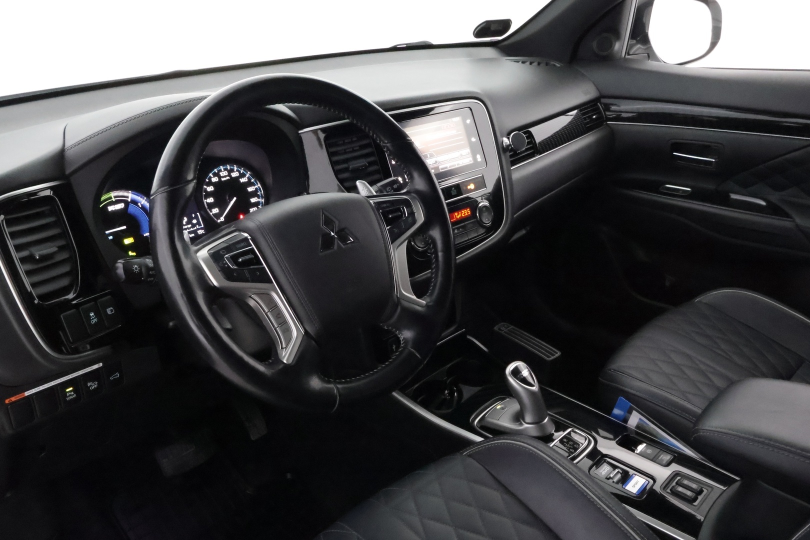 MITSUBISHI Outlander 2019