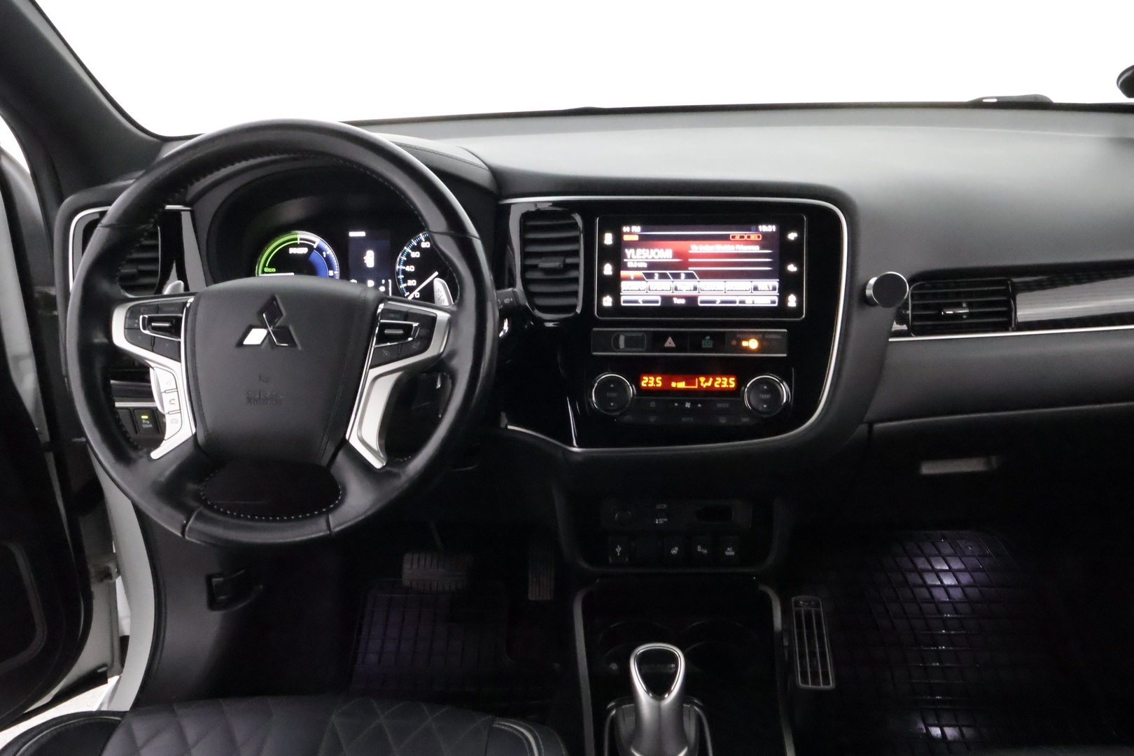 MITSUBISHI Outlander 2019