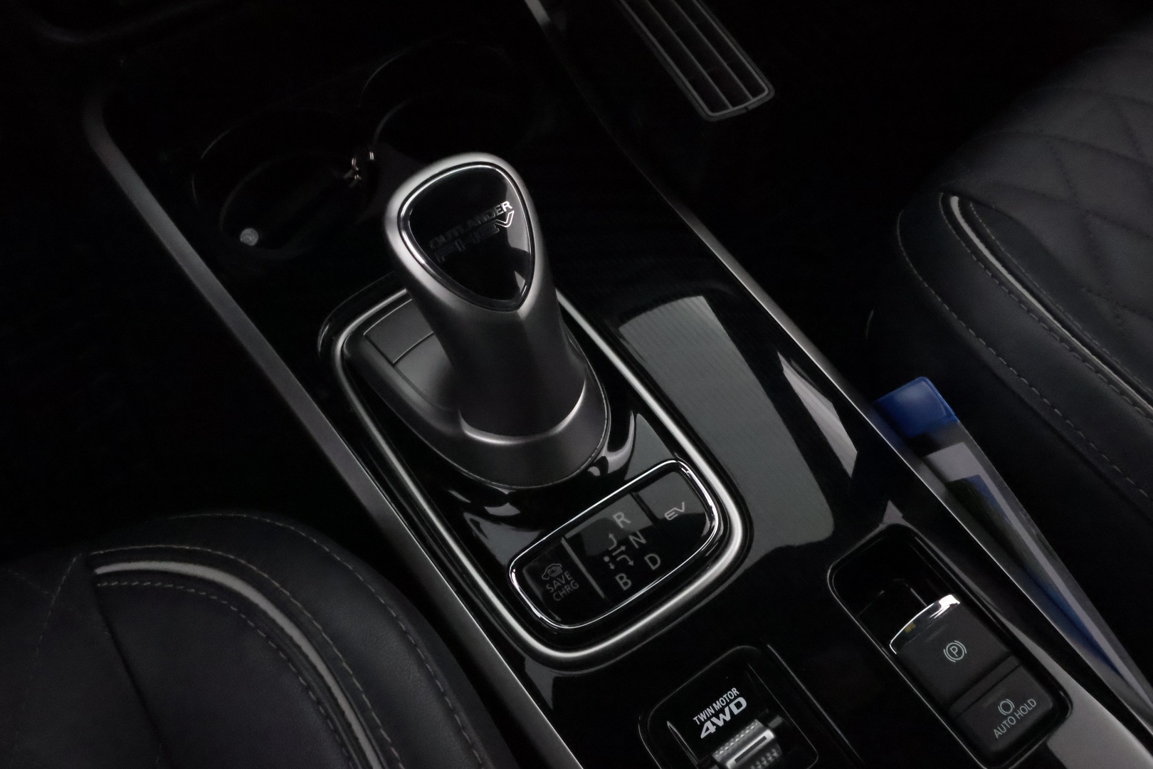 MITSUBISHI Outlander 2019