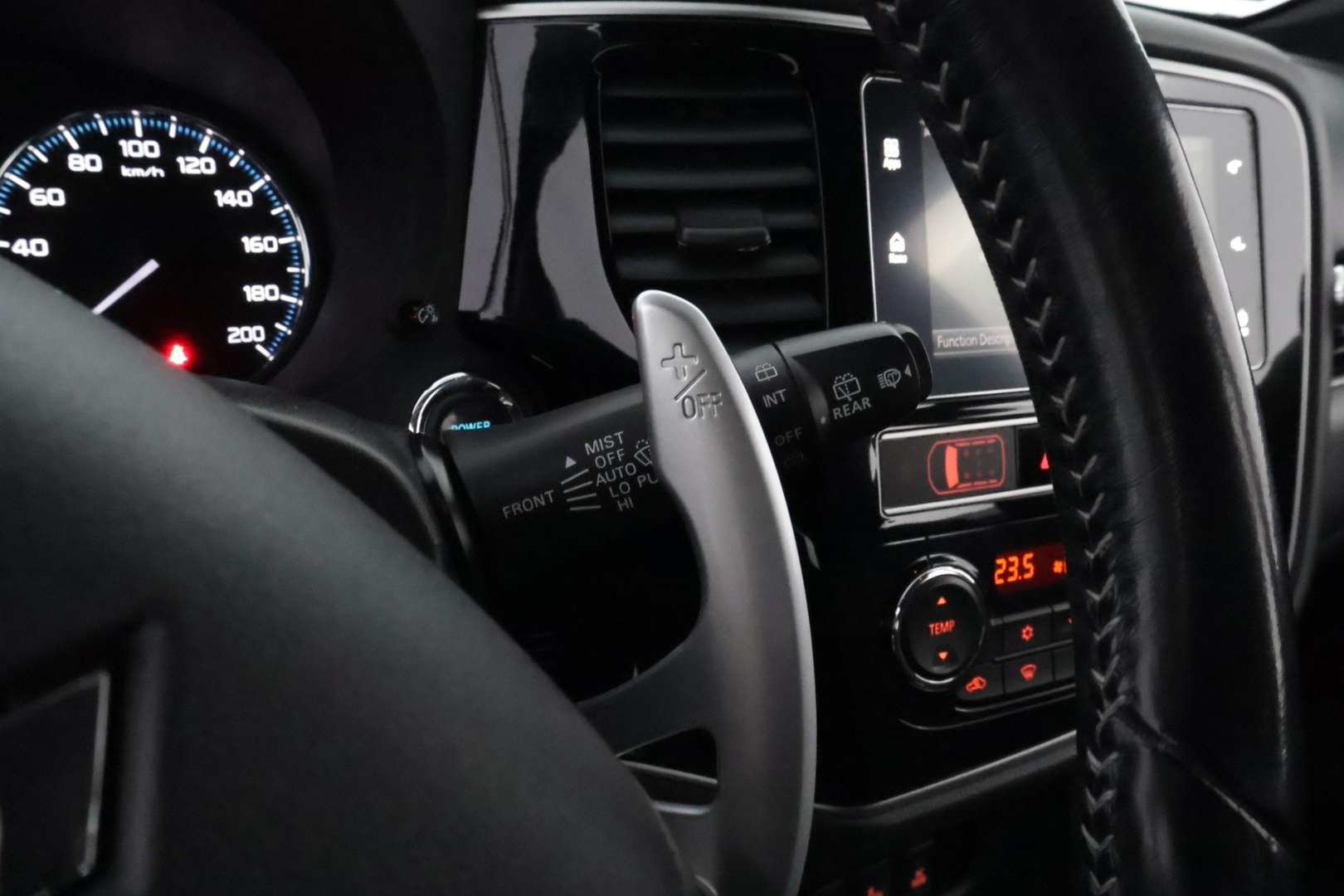 MITSUBISHI Outlander 2019