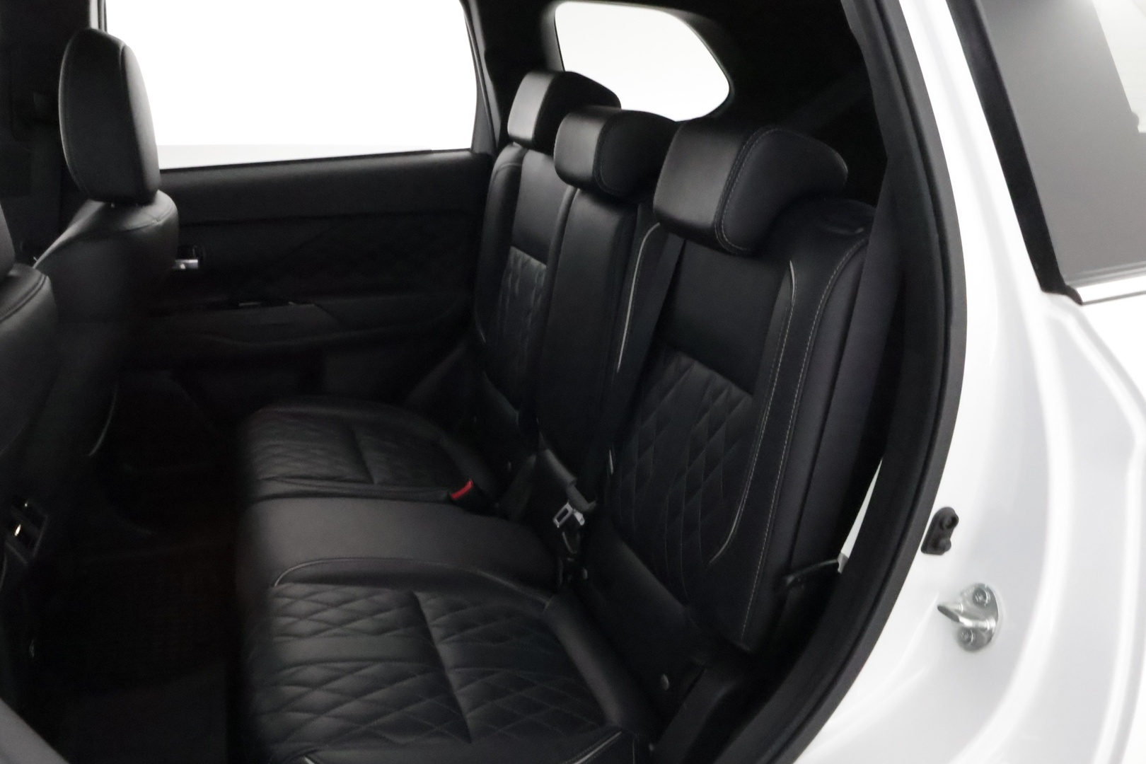 MITSUBISHI Outlander 2019