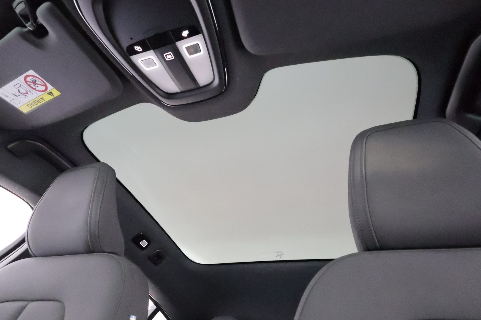 VOLVO C40 2023