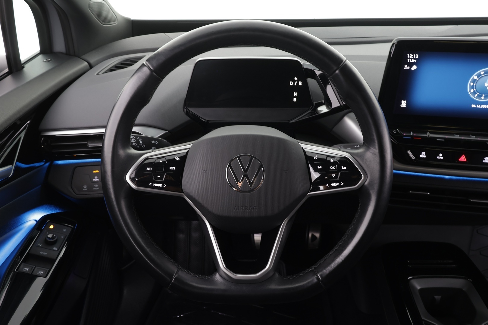 VOLKSWAGEN ID.4 2023