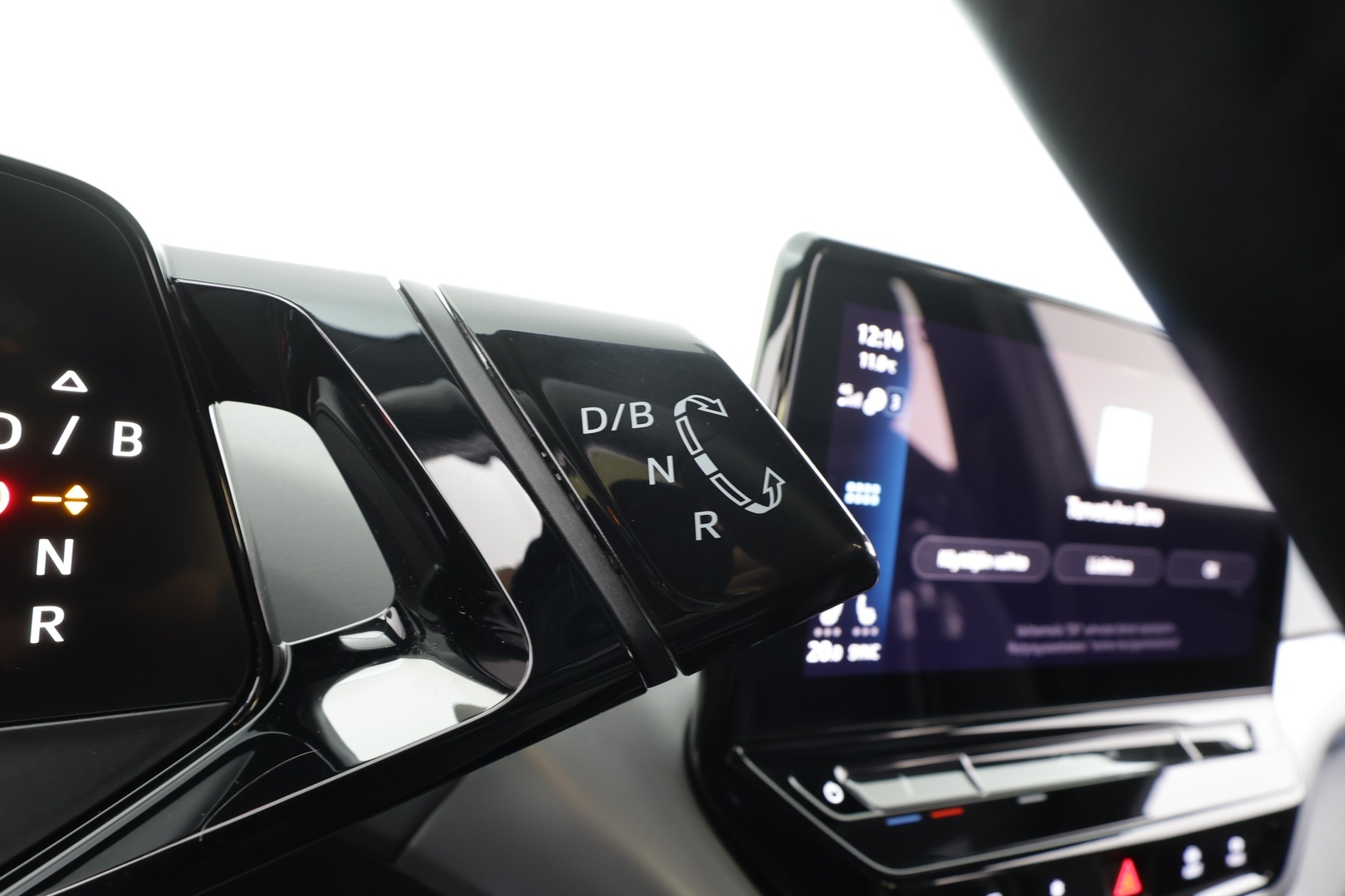 VOLKSWAGEN ID.4 2023