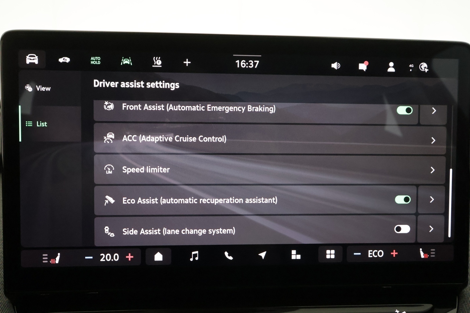 SKODA Enyaq 2024