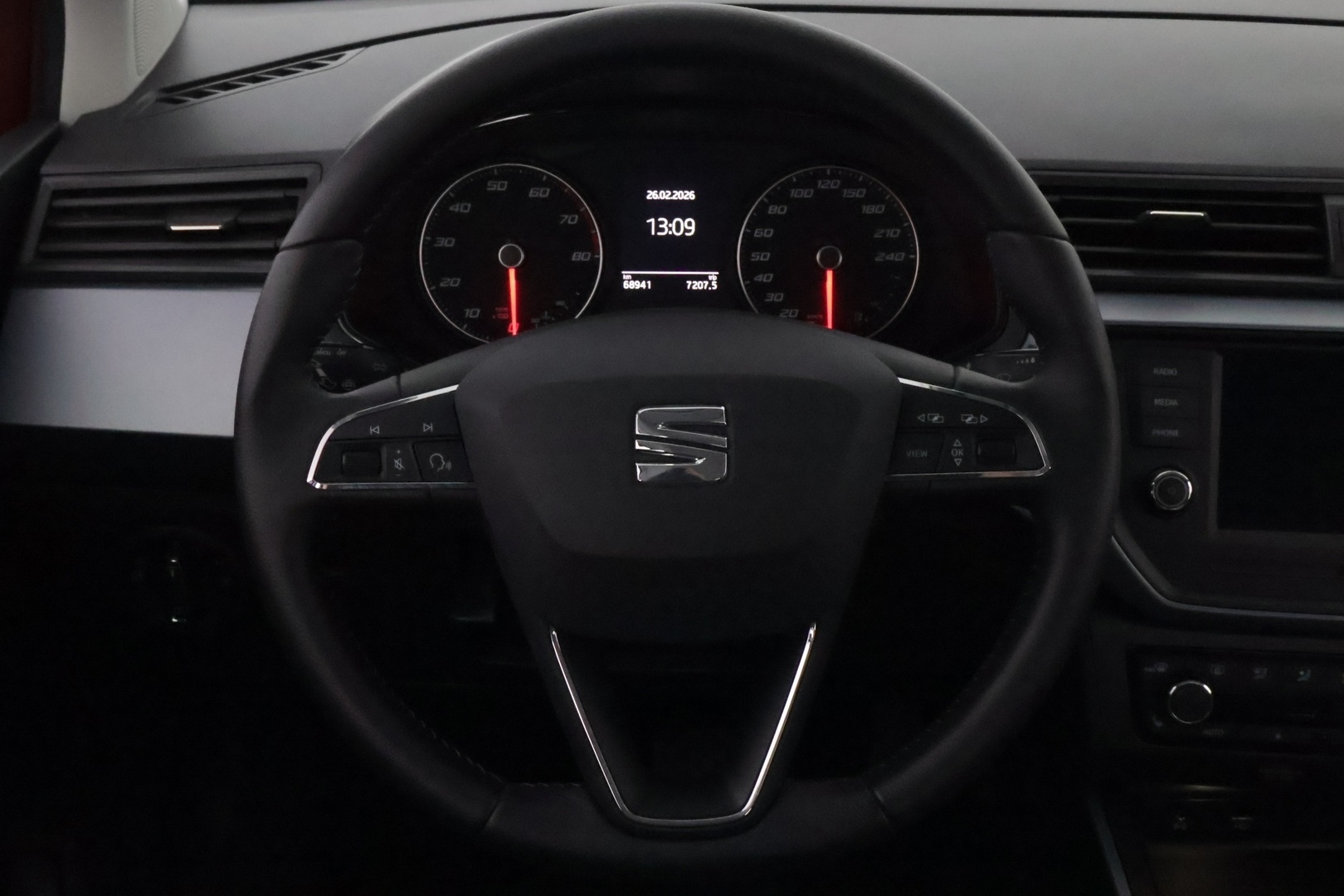 VOLKSWAGEN Phaeton 2003