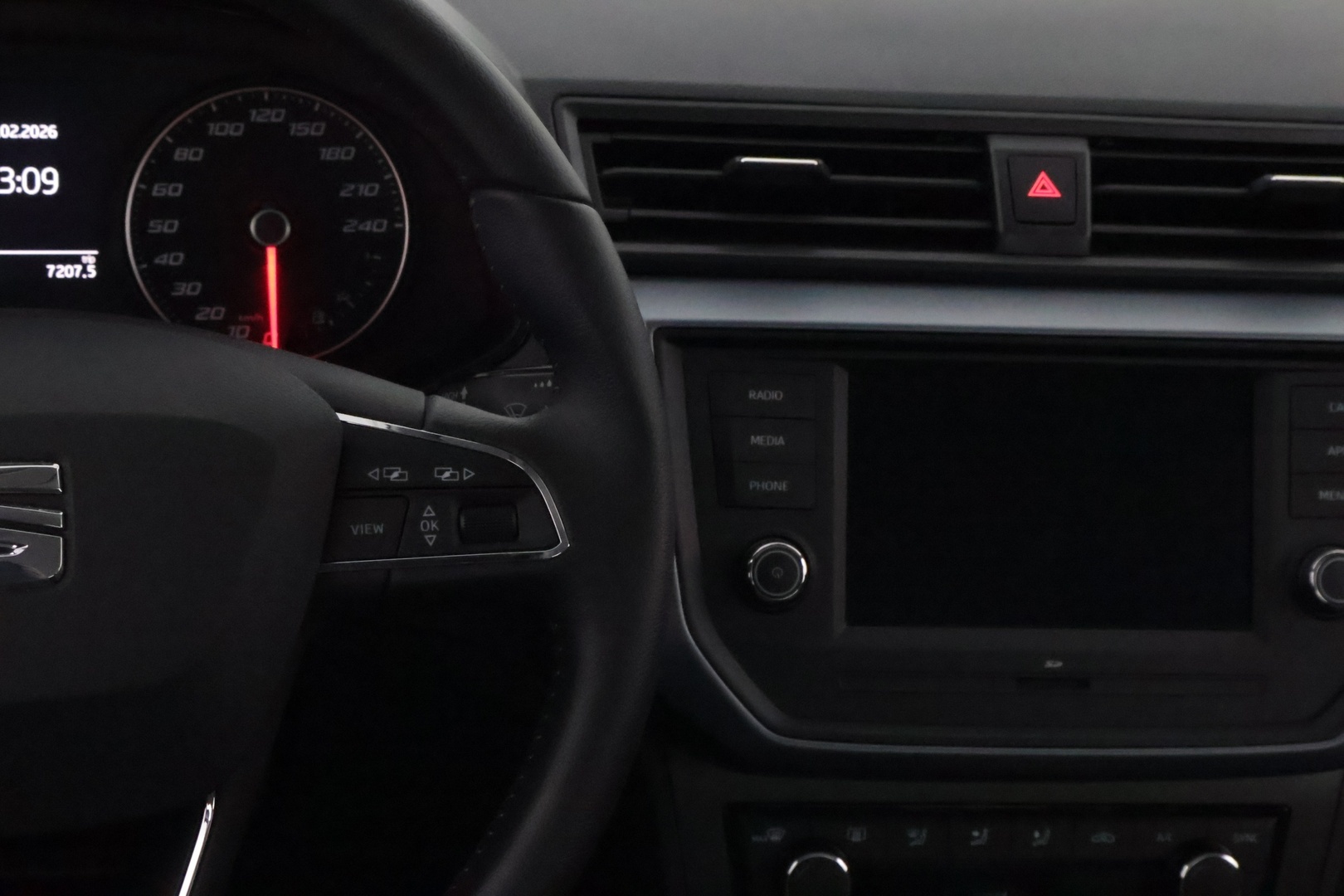 VOLKSWAGEN Phaeton 2003