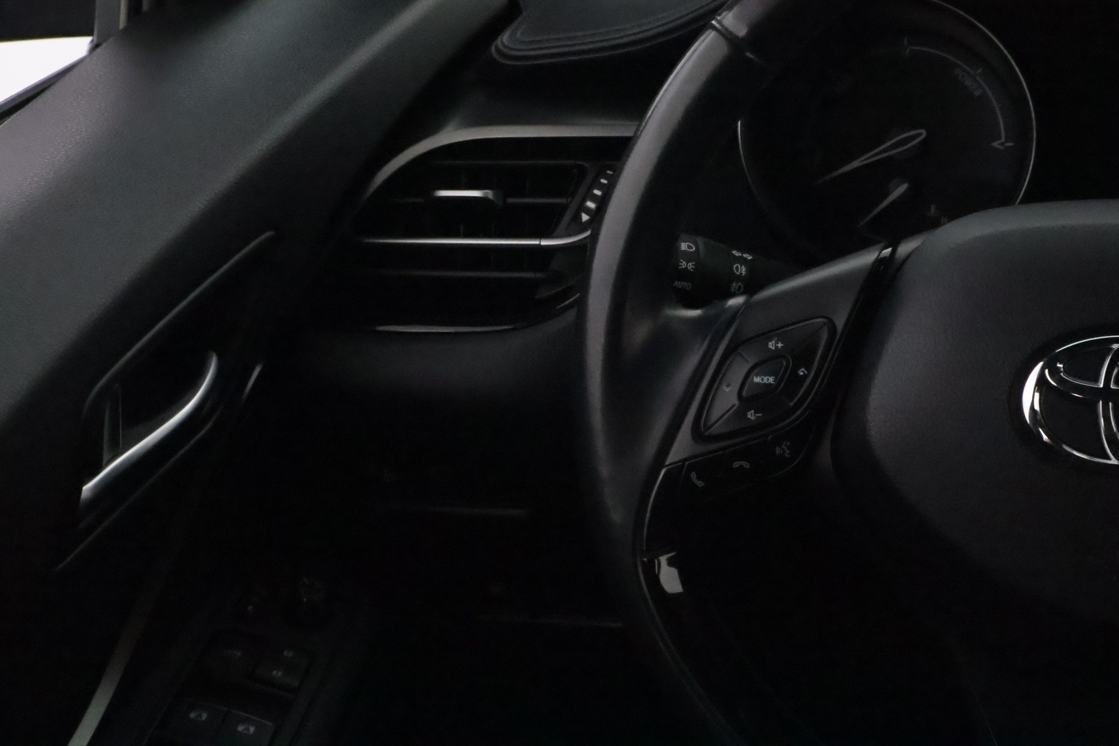 VOLKSWAGEN Phaeton 2003