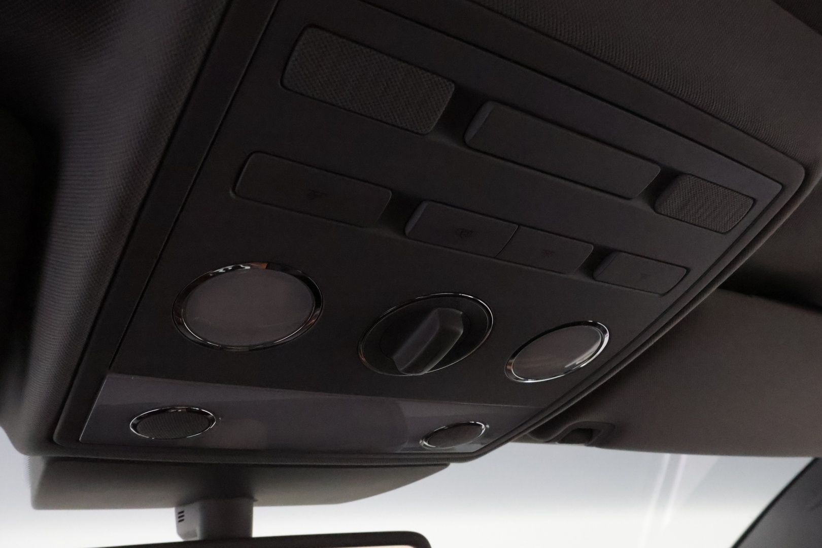 VOLKSWAGEN Phaeton 2003