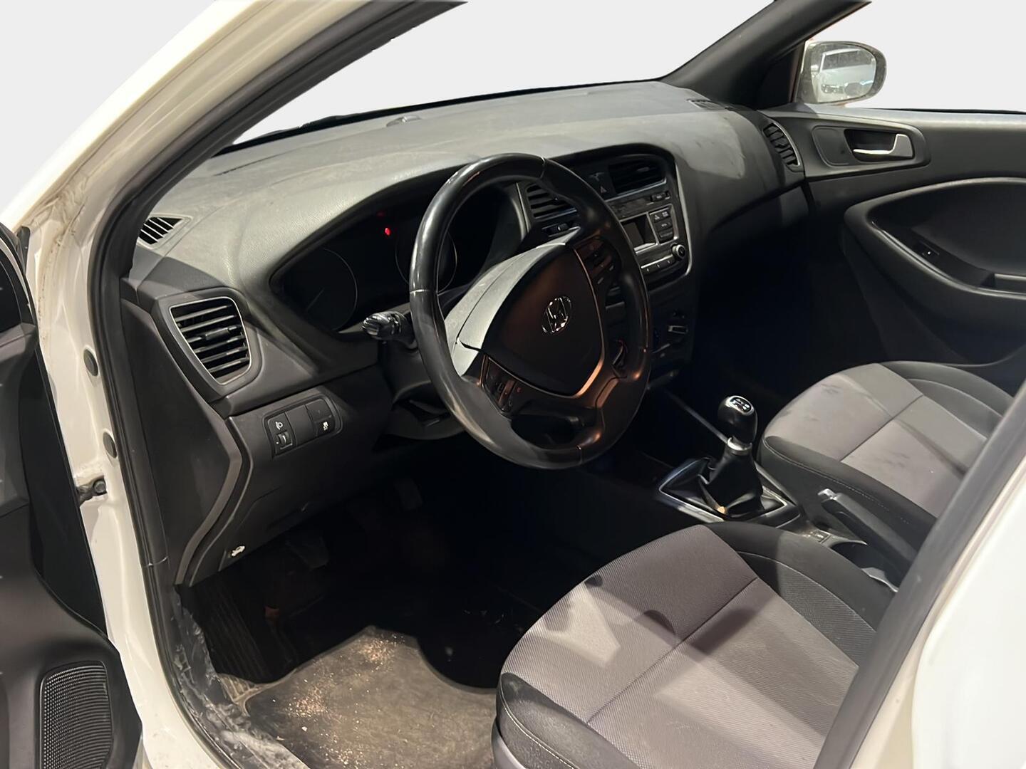 HYUNDAI i20 5d 2018