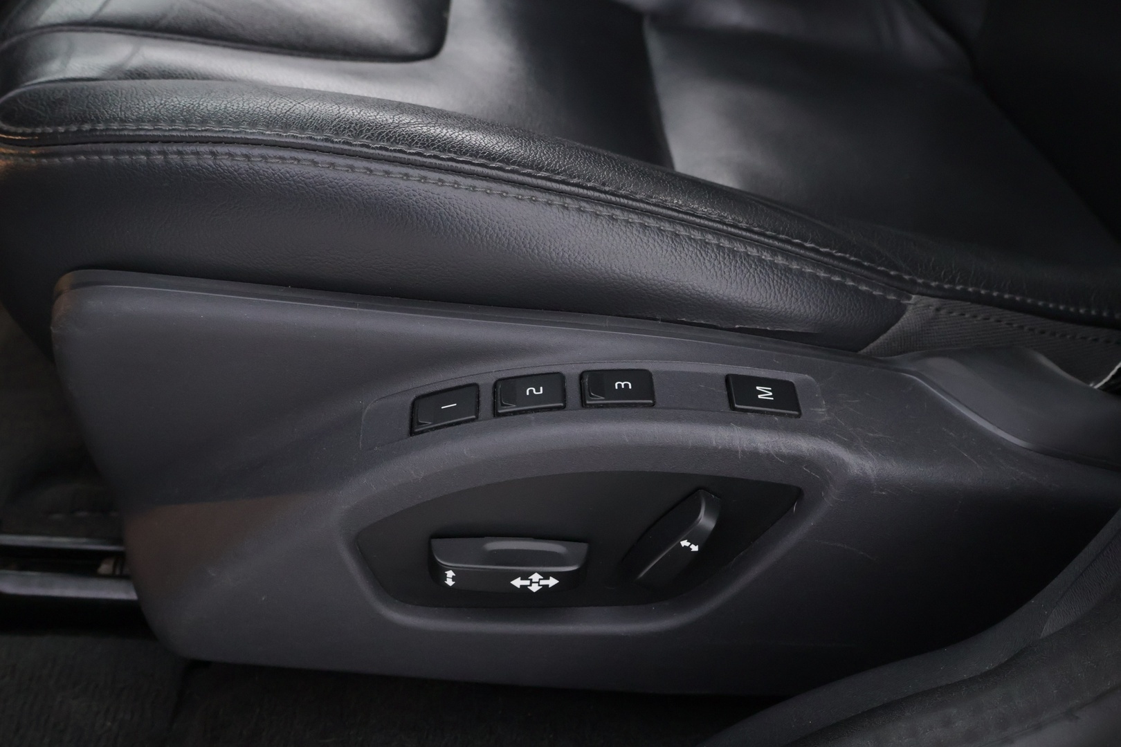 VOLVO XC60 2014