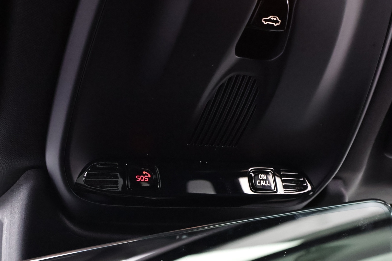 VOLVO XC60 2020