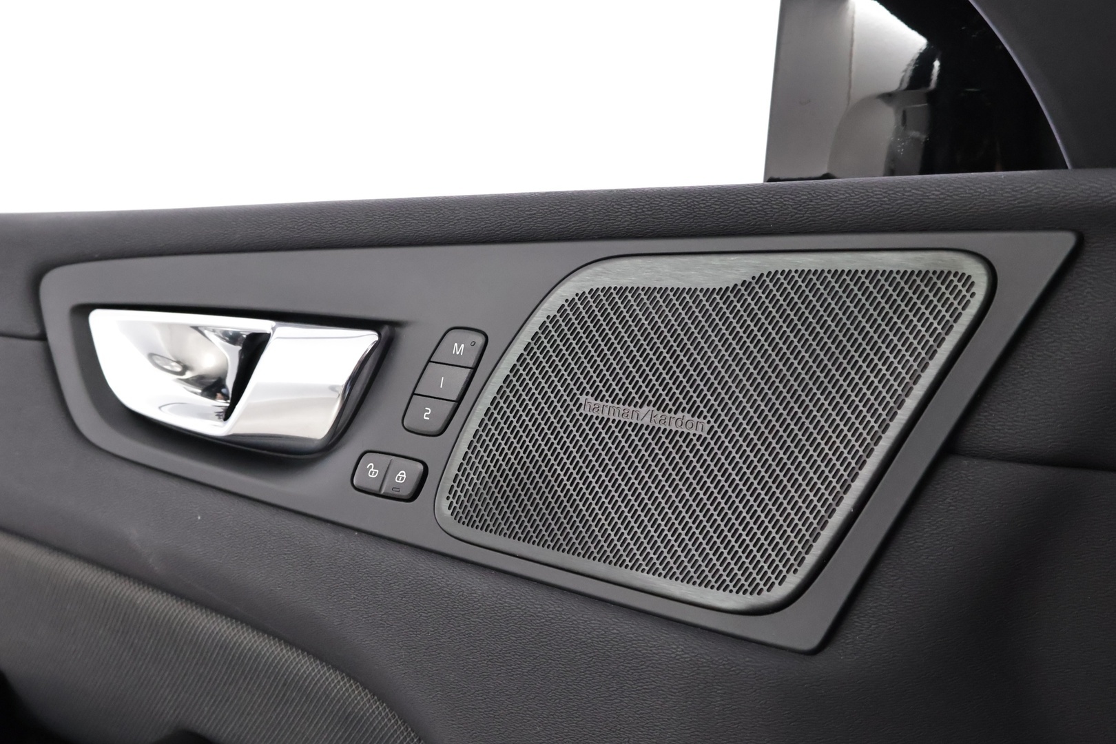 VOLVO XC60 2020