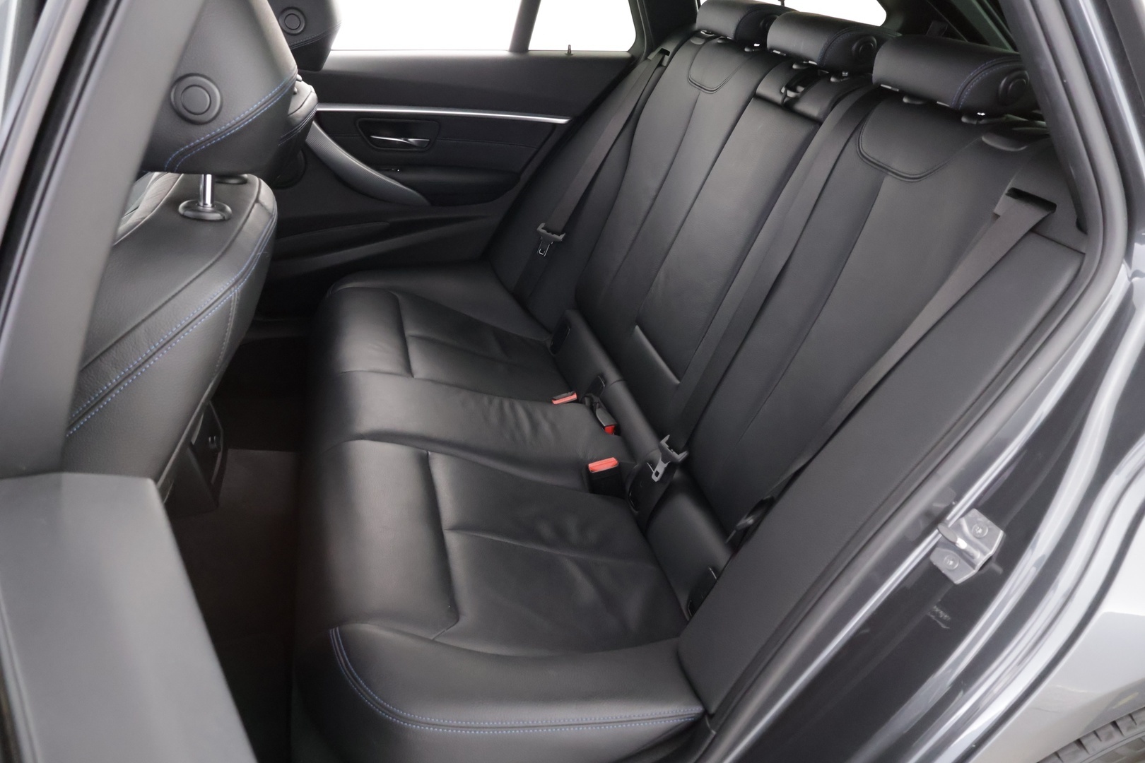 BMW 320 2019