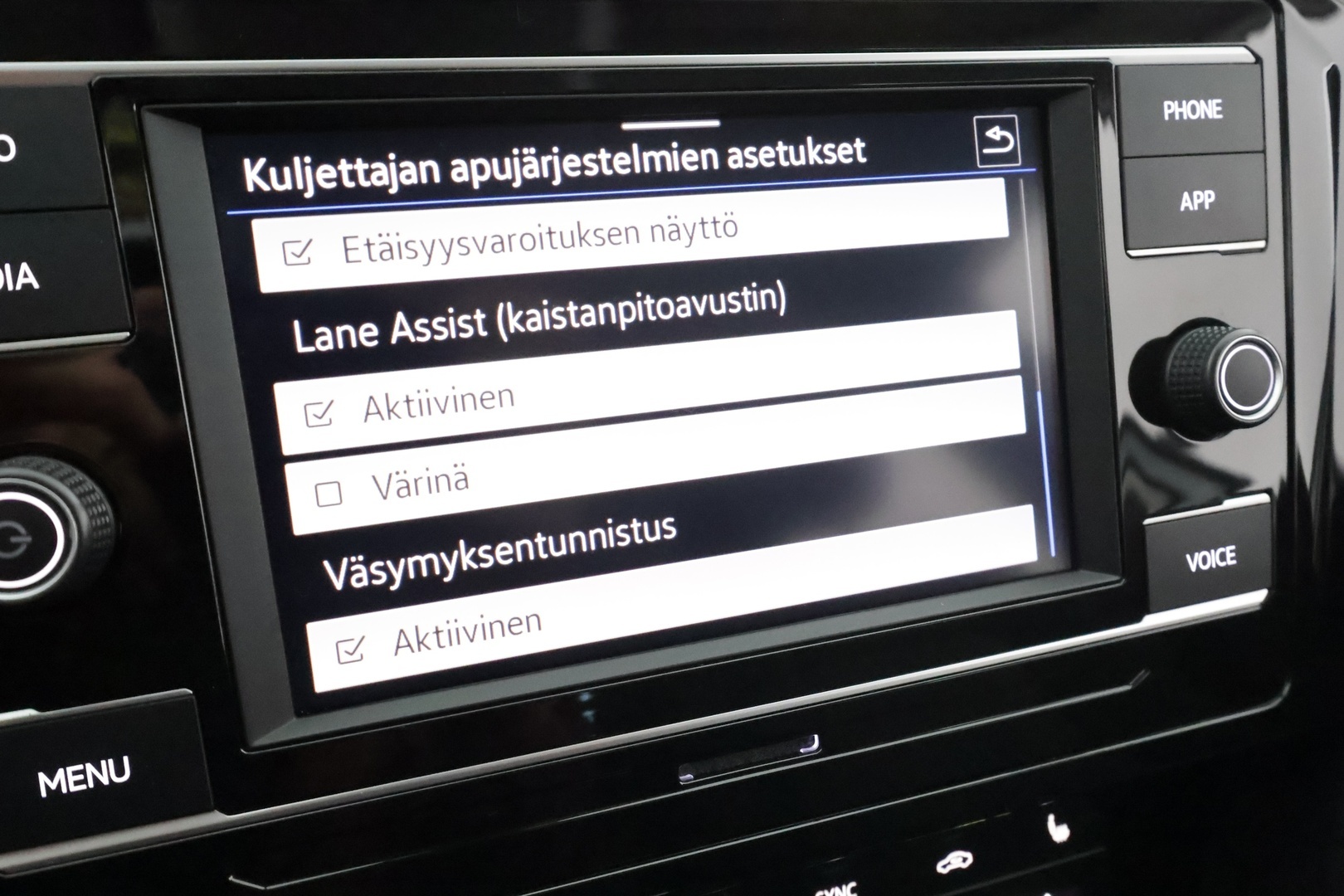 VOLKSWAGEN Passat 2021