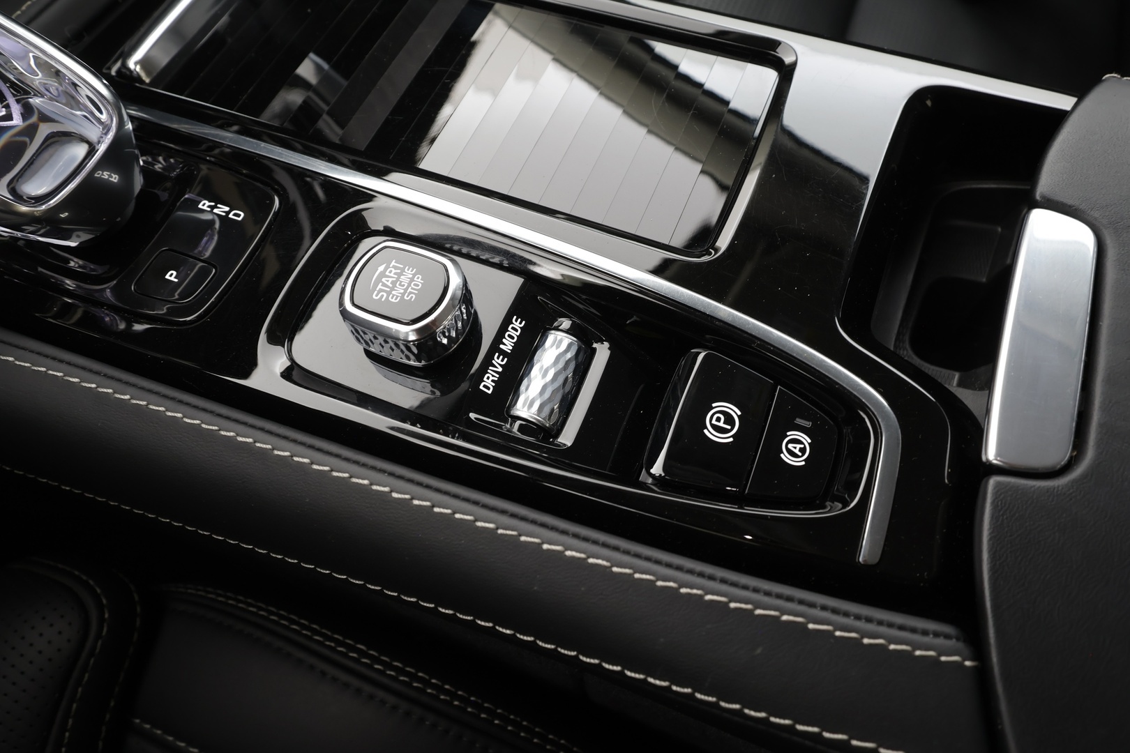 VOLVO S90 2021