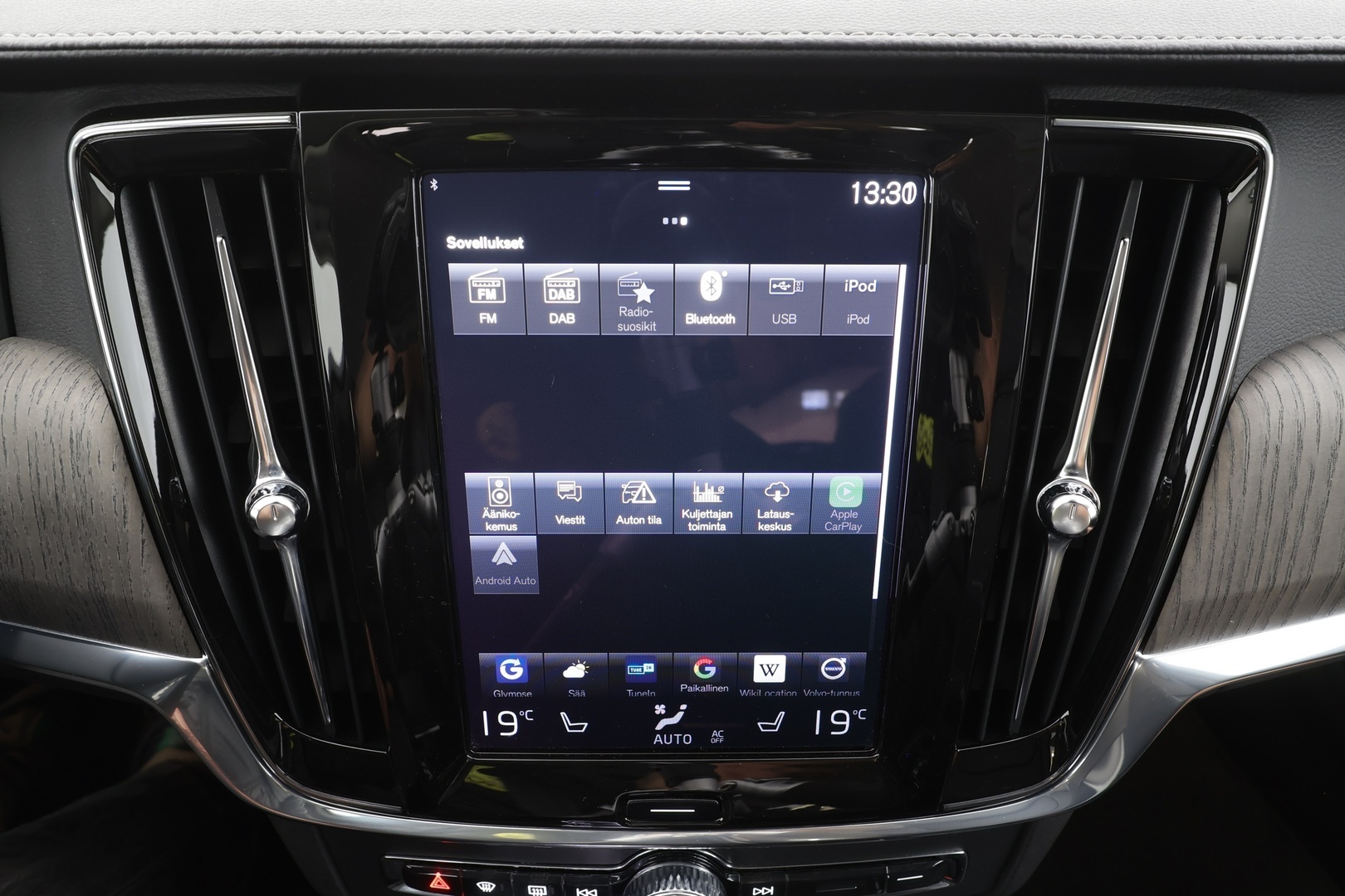 VOLVO S90 2021