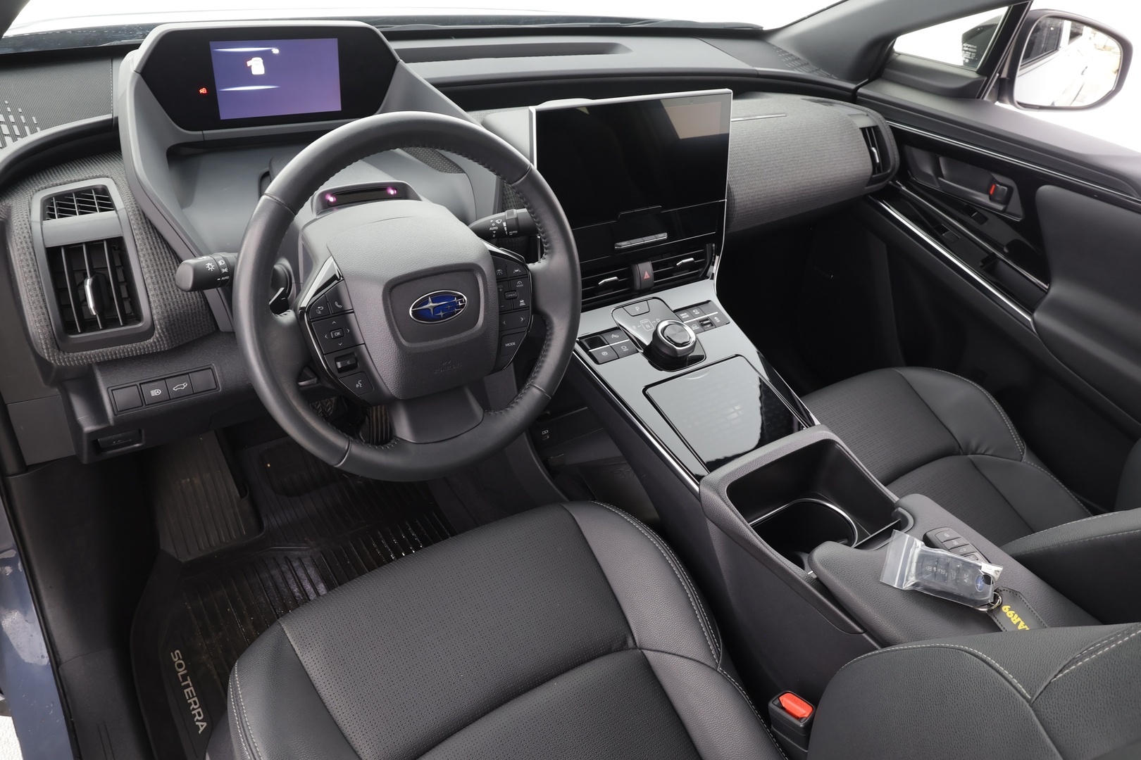 SUBARU Solterra 2023
