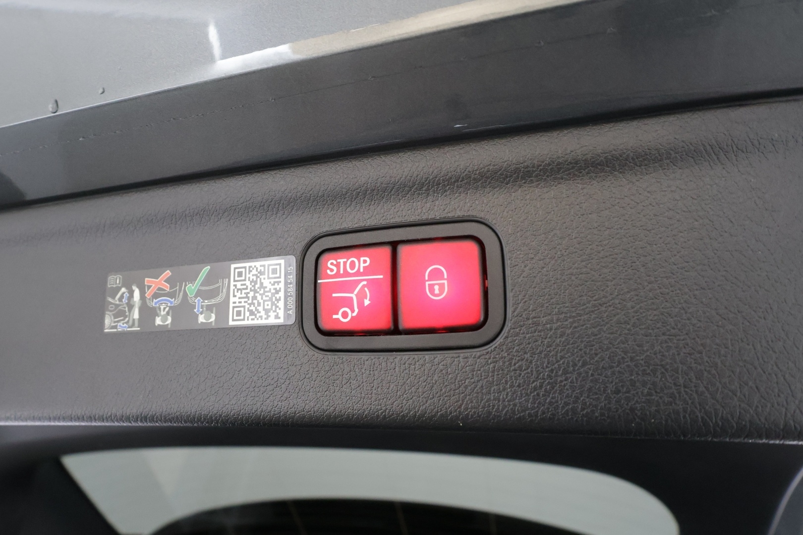 MERCEDES-BENZ EQE SUV 2023