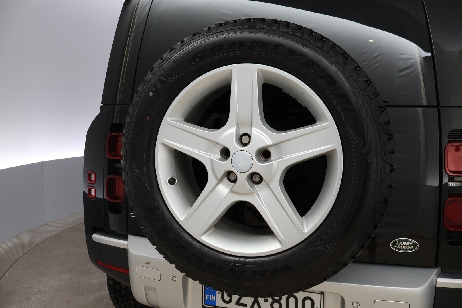 LAND ROVER Defender 2023